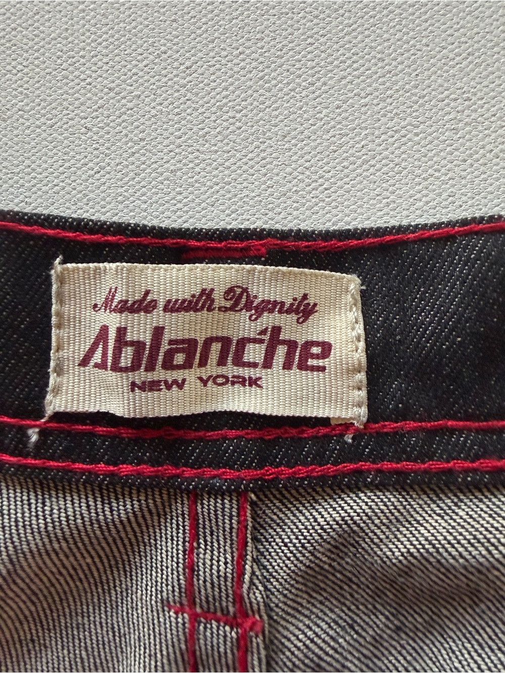 NWT Ablanche Men's Blue Jeans Red Accents Size 42x32 100% Cotton Straight Y2k - Picture 5 of 10